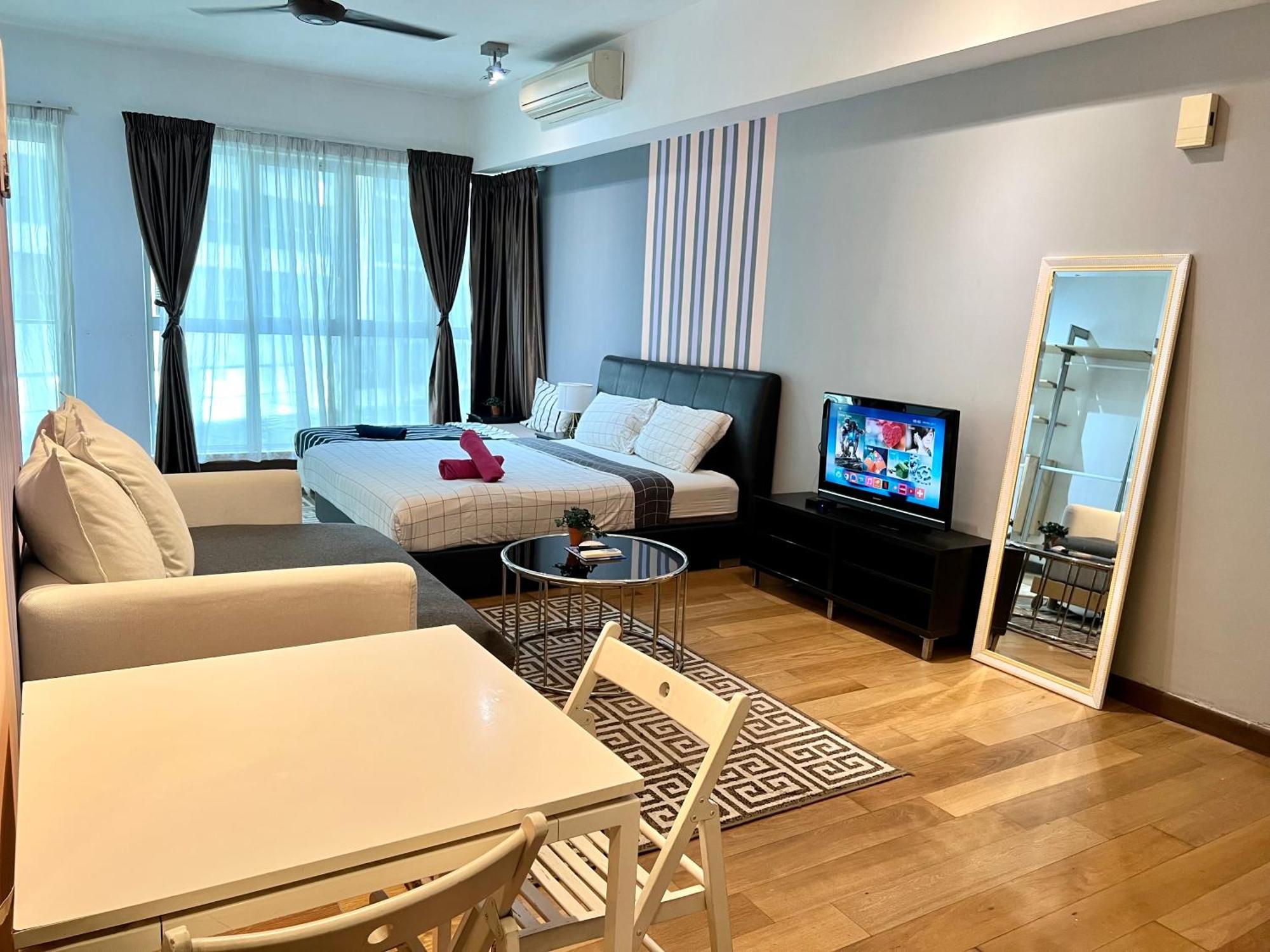 Homestay Regalia 424 *