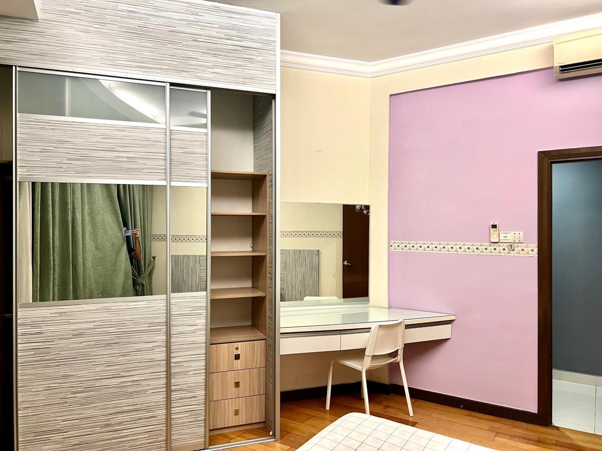 Regalia 424 Homestay Kuala Lumpur