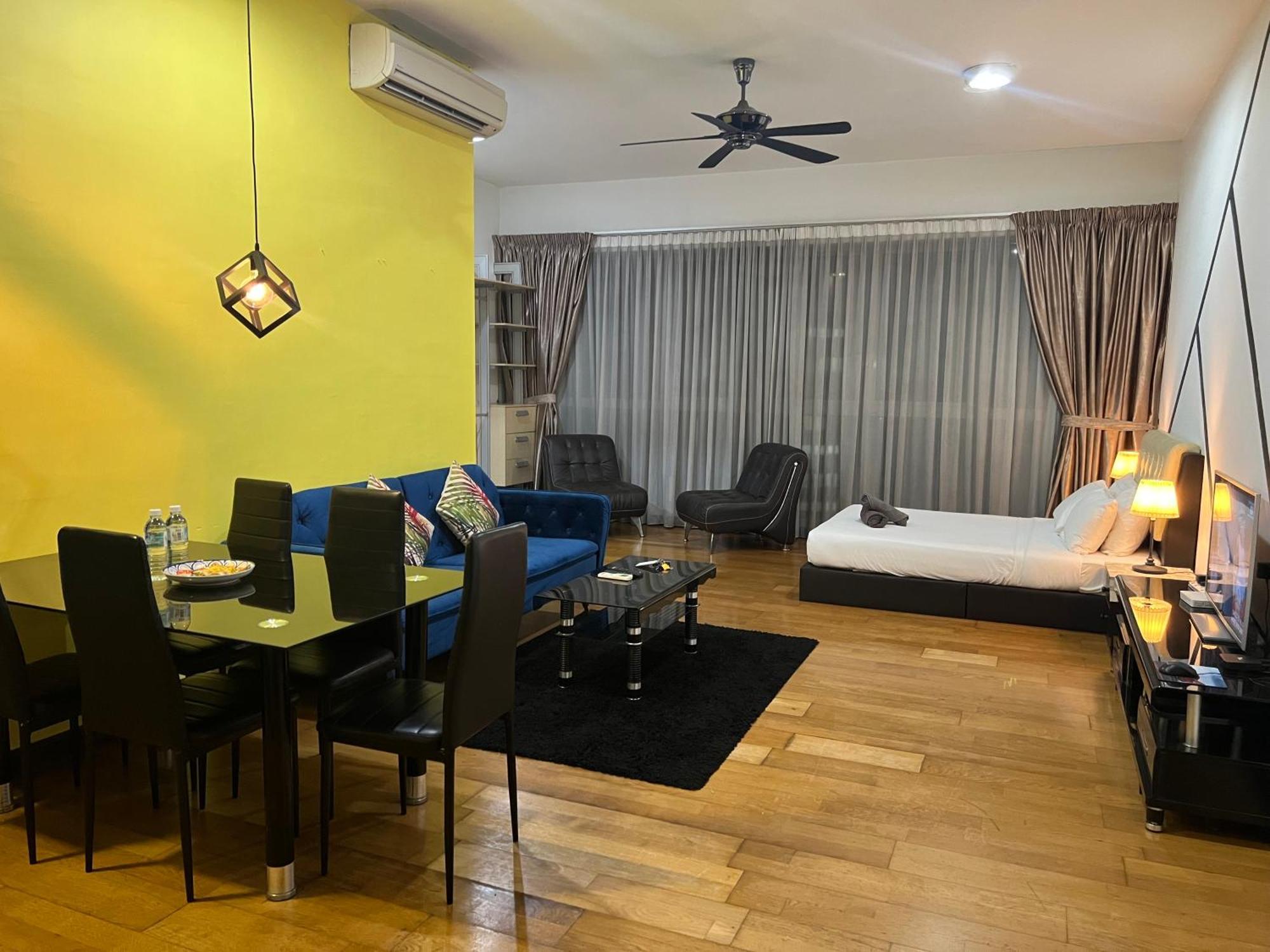 Regalia 424 Homestay